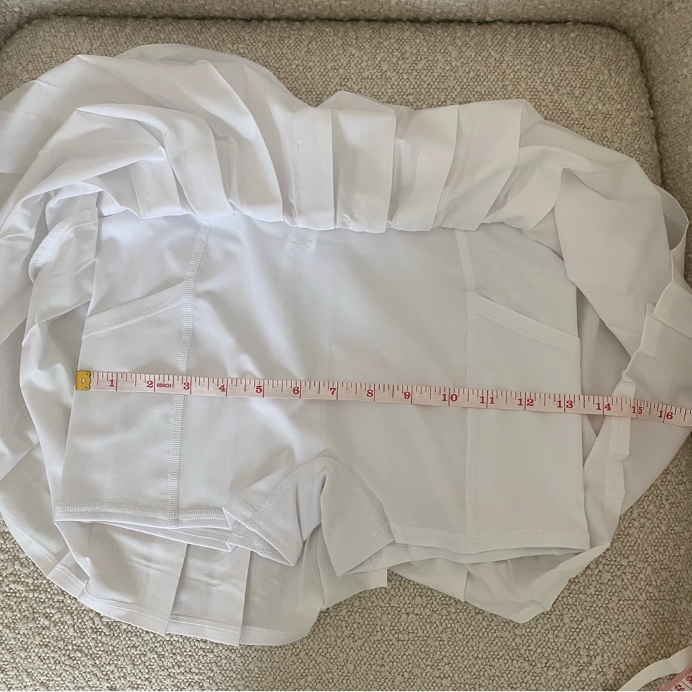 ALO Yoga White Varsity Tennis Skirt Size XS - Picture 9 of 10